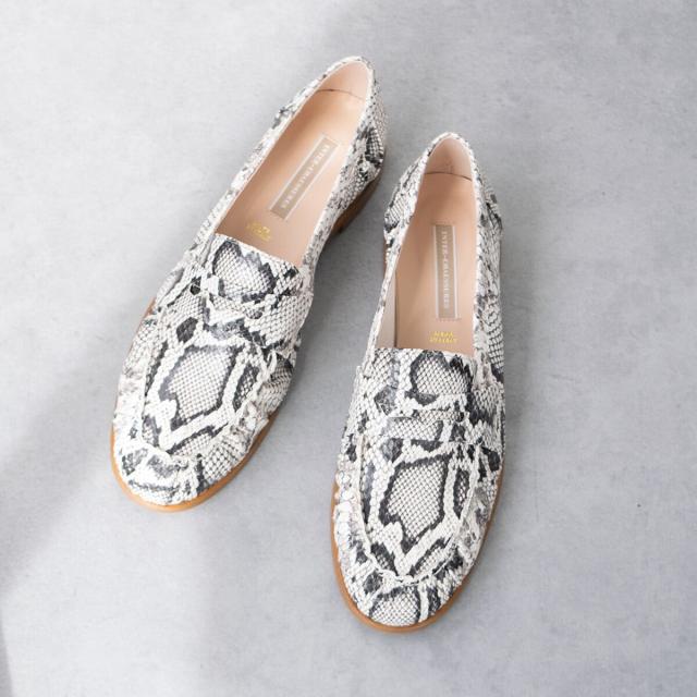 インターショシュール（INTER−CHAUSSURES）/INTER−CHAUSSURES◆1．5cmヒール◆ラウンドトウフラットローファー
