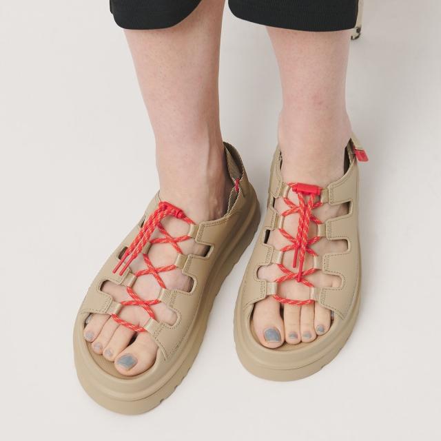 ビューティー＆ユース ユナイテッドアローズ（BEAUTY&amp;YOUTH）/＜UGG＞ゴールデン グロウ トグル サンダル