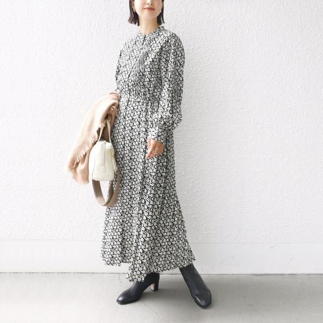 ❤️シップス❤️サイドプリーツワンピース❣️アーバンリサーチ　イエナ　トゥモローランド URBAN RESEARCH DOORS ワンピース 「WEB/一部店舗限定カラー