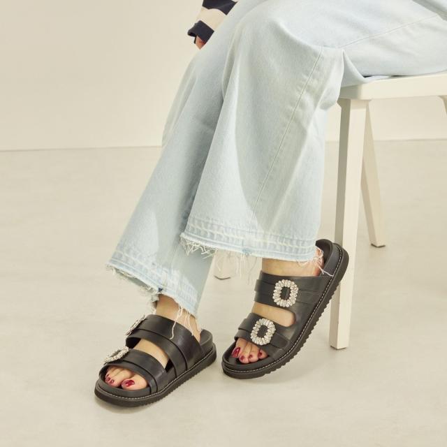シップス/《予約》ビジュー バックル サンダル◆