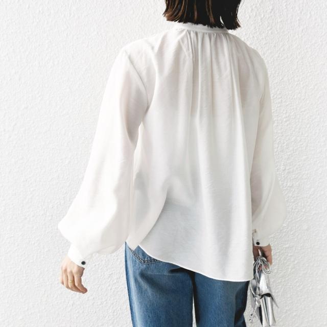 シップス(SHIPS)/〈手洗い可能〉エアリー フロント フリル デザイン ブラウスの通販は シップス(SHIPS)/〈手洗い可能〉エアリー フロント フリル デザイン ブラウスの通販は