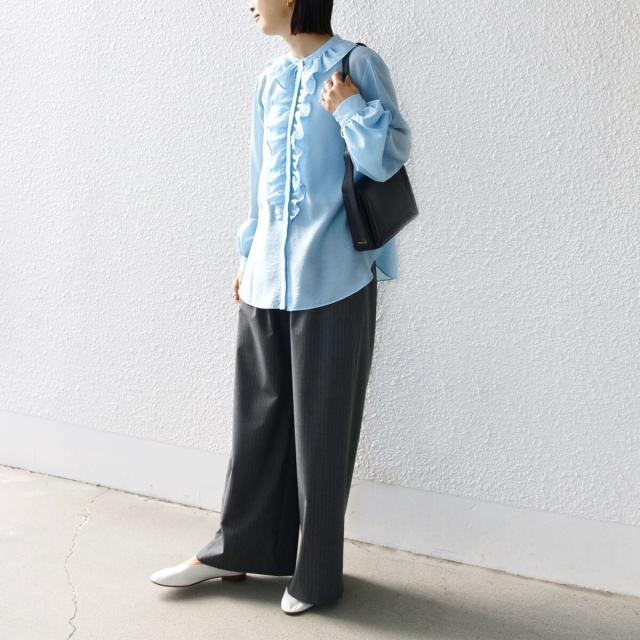 シップス(SHIPS)/〈手洗い可能〉エアリー フロント フリル デザイン ブラウスの通販は シップス(SHIPS)/〈手洗い可能〉エアリー フロント フリル デザイン ブラウスの通販は