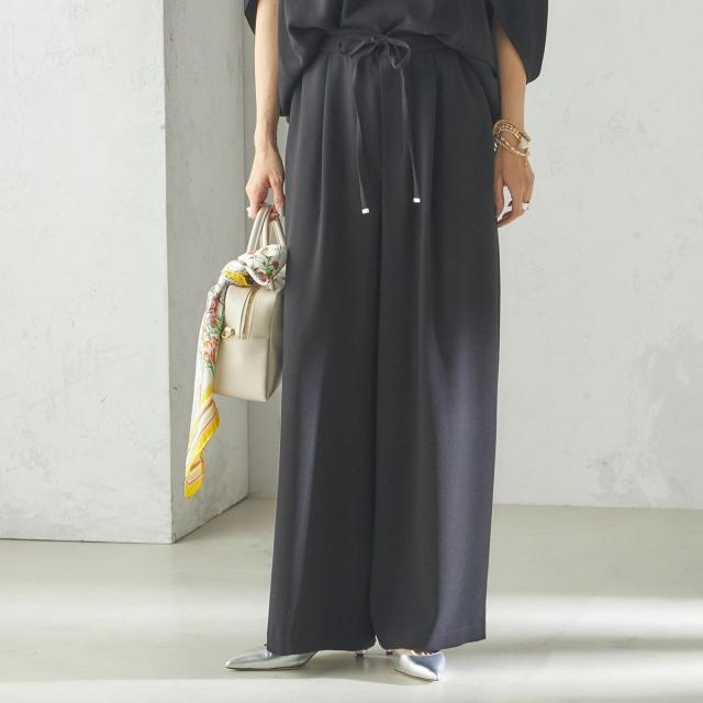 シップス（SHIPS）/〈接触冷感 / 手洗い可能〉アセテート混 バック サテン ワイド パンツ