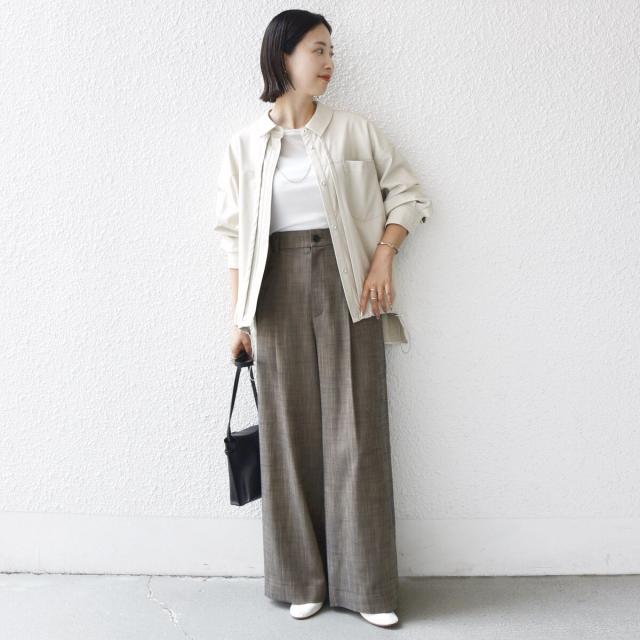 シップス（SHIPS）/《予約》【WEB限定】〈手洗い可能〉合成皮革 裾 ドロスト シャツ 羽織