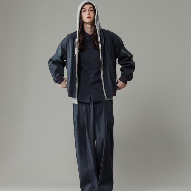 アダムエロペADAM ET ROPEナイロンジャケット　ブルゾン　アウター　L ADAM ET ROPE\u0027（アダムエロペ）の「M VINTAGESPIDER NYLON JACKET