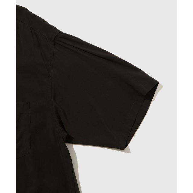 アダムエロペ（ADAM ET ROPE’）/《BLACK/WHITE》プレーンカラー アロハシャツ