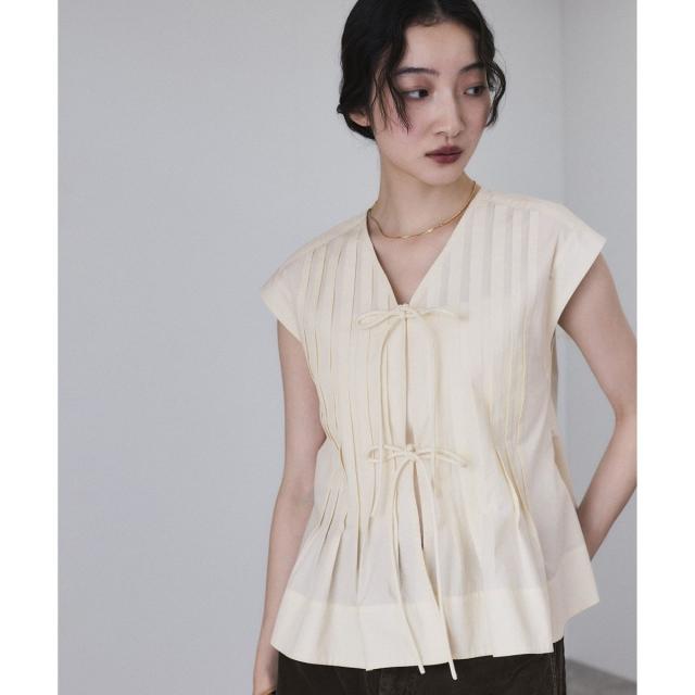【未使用】ADAM ET ROPE' タックフレアジレブラウス ADAM ET ROPE' ブラウス シャツ 「サステナブル」タックフレア