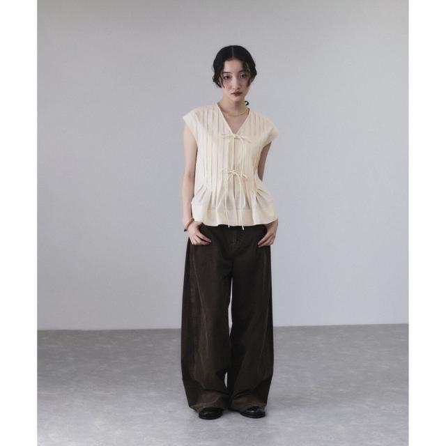 み*く様 【新品】ADAM ET ROPE' タックフレアジレブラウス ADAM ET ROPE'｜【サステナブル】タックフレアジレブラウス