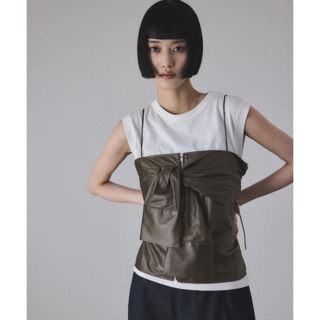 アダムエロペ（ADAM ET ROPE’）/【サステナブル】ノットディテールノースリトップス