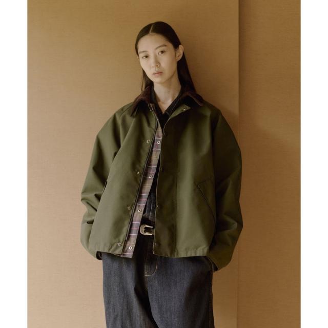 アダムエロペ（ADAM ET ROPE’）/《別注》【Barbour/バブアー】REVERSIBLE TRANSPORT