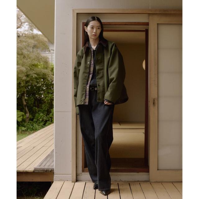 アダムエロペ（ADAM ET ROPE’）/《別注》【Barbour/バブアー】REVERSIBLE TRANSPORT