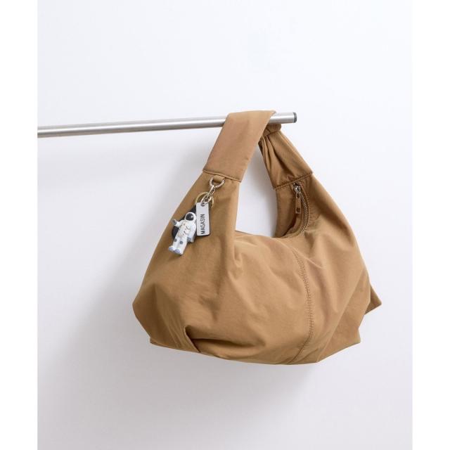 アダムエロペ（ADAM ET ROPE’）/【WEB限定】フォルムナイロンショルダーバッグ