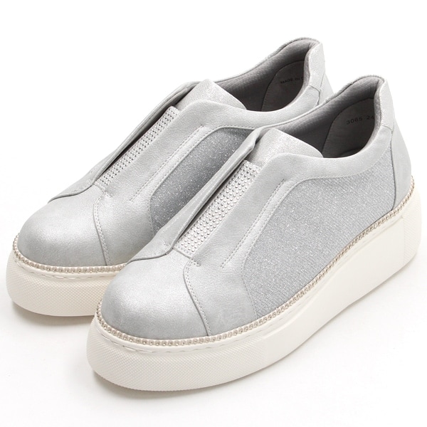 コンポジション9（composition9）/スタッズモチーフコンフォート