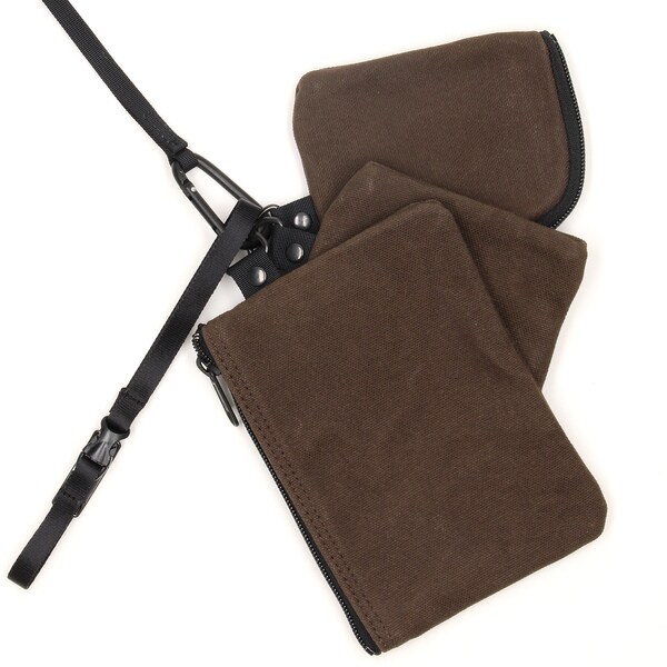 ビーシーイシュタル/日本製パラフィン加工防水帆布3連ポーチの通販は