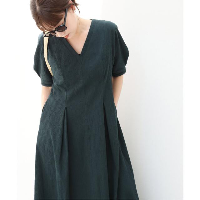 新品未使用 IENA B. サッカーVネックワンピース グリーン36 イエナ IENA 《追加予約》B. サッカーVネックワンピース
