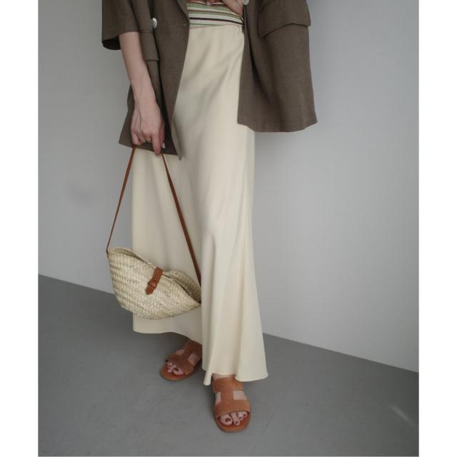 SLOBE IENA L/UCCA/ルッカ SLOBE別注 スウェードサンダル SLOBE IENA サンダル L/UCCA/ルッカ SLOBE別注 スウェード