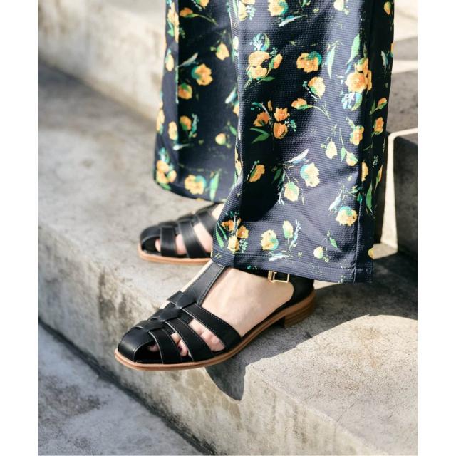 スローブ イエナ（SLOBE IENA）/《WEB限定/追加》SLOBE レザーグルカサンダル