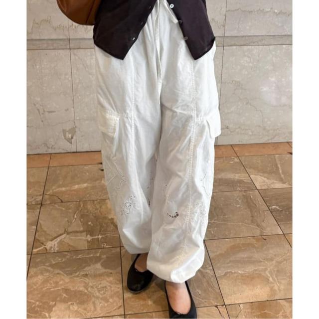 スローブ イエナ（SLOBE IENA）/カットワークコットンカーゴパンツ