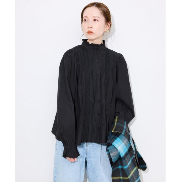 スローブ イエナ（SLOBE IENA）/crinkle crinkle crinkle rebuilt neck embroidery bl スローブ イエナ（SLOBE IENA）/crinkle crinkle crinkle rebuilt neck