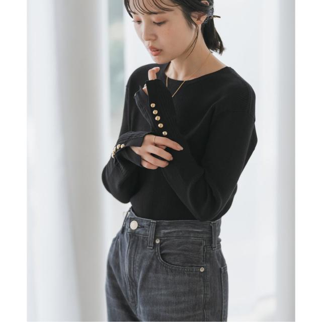 ノーブル（Noble）/ボタンディテールタイトリブニット