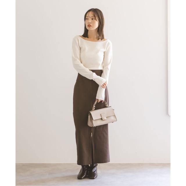 ノーブル（Noble）/デコルテロングスリーブニット