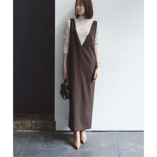 ノーブル（Noble）/《WEB限定追加2》ストレートVネックワンピース