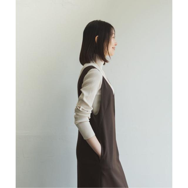 ノーブル（Noble）/《WEB限定追加2》ストレートVネックワンピース