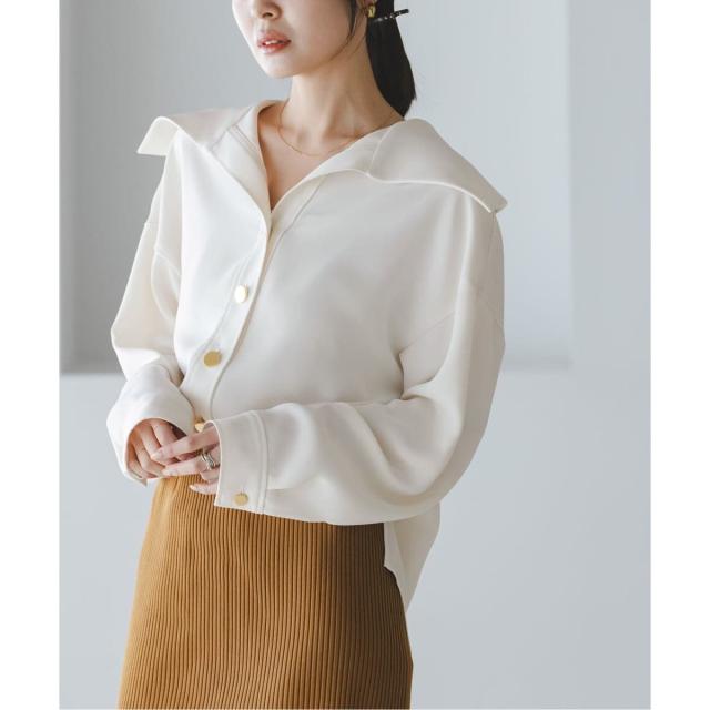 ノーブル（Noble）/《予約》オーバーカラーゴールドボタンブラウス