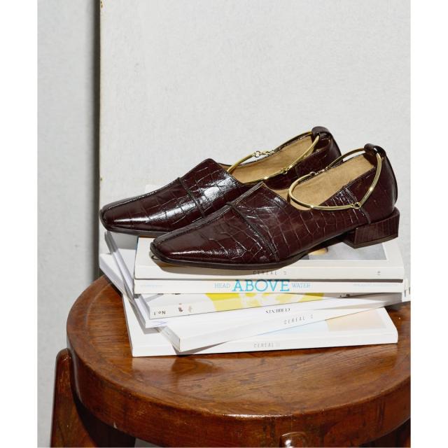 ルタロン（LE TALON）/《追加》GRISEレザースクエアクロスシームアンクルフラット