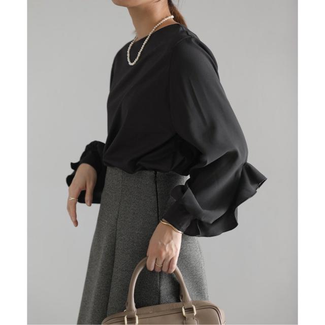 ラ トータリテ（La TOTALITE）/【MARECHAL TERRE/マルシャルテル】フリルスリーブブラウスの通販は 8,085円