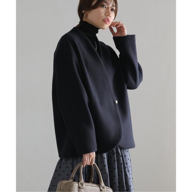 新品未使用✴︎La Totalite ライトショートコート ラ トータリテ（La TOTALITE）/Vネックショートコートの通販はau