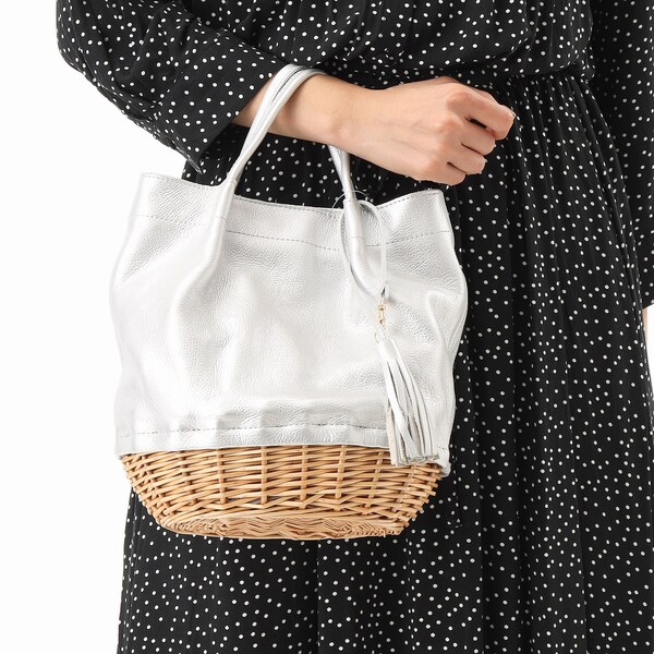 美品 perche 本革×ヤナギ底　2wayトートバッグ　オーク タッセル付き 美品 perche 本革×ヤナギ底 2wayトートバッグ オーク タッセル付き バッグ