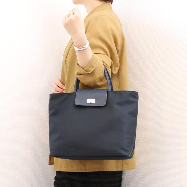 ペルケ（perche’）/『VERY』バイヤー大和美帆さんコラボ　ペルケ perche / 牛革フラップナイロントートバッグ 13,970円