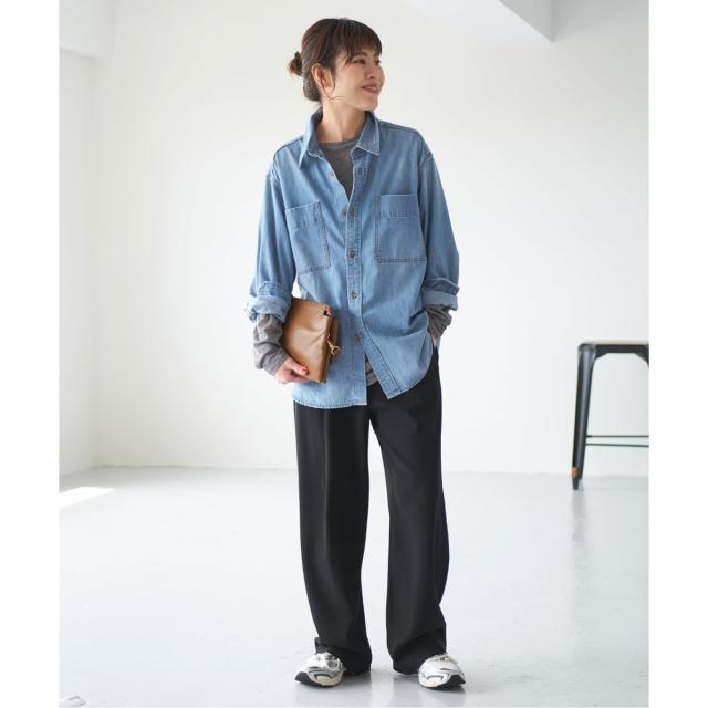 Spick and Span ライトオンスデニムシャツ　スピックアンドスパン Spick & Span（スピックアンドスパン）の「ライトオンスデニム