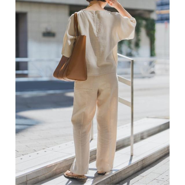 スピックアンドスパン✳︎ハイブリッドラミーTトップス　tトップス　ベージュ Spick＆Span ブラウス シャツ ハイブリッドラミーTトップス