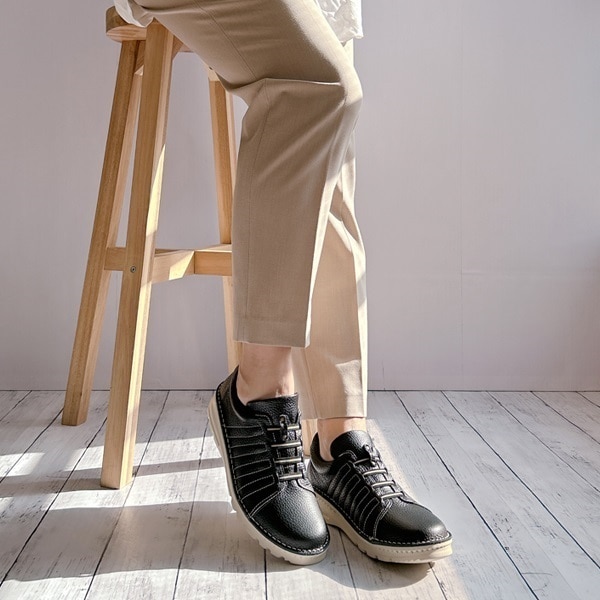 JS ハートレーベル（JS Heartlavel）/アウトステッチローカットスニーカー