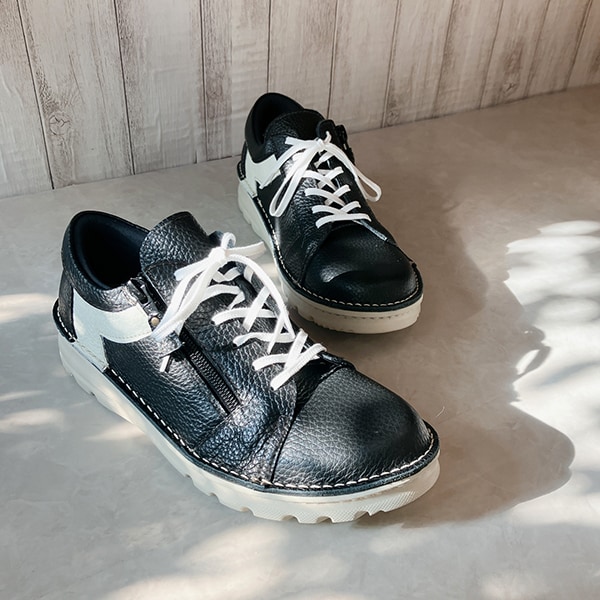 JS ハートレーベル（JS Heartlavel）/本革 軽量 サイドジップスニーカー