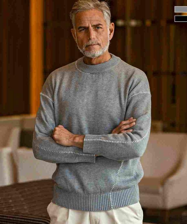 エイケイエム コンテンポラリー（AKMContemporary）/AKM Contemporary ステッチデザインクルーネックニット