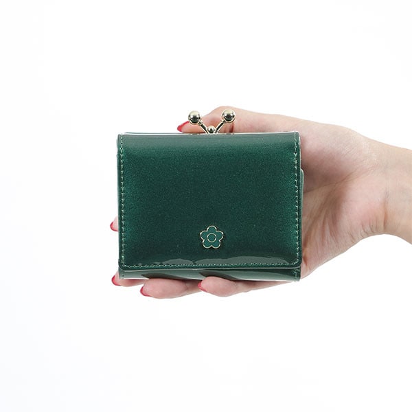 MARY QUANT テクスチャーエナメルレザー ミニウォレット新品 楽天市場】エナメルレザー ミニウォレット／マリークワント