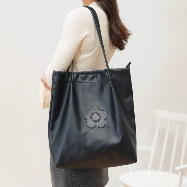 マリークワント（MARY QUANT）/デイジーパッチソフト トートの通販はau