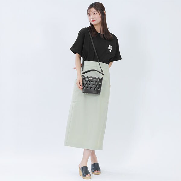 MARY QUANT パンチングデイジー2WAYミニショルダー　ブラック 2-5日着 MARY QUANT パンチングデイジー 2WAYミニショルダー