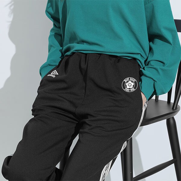 UMBRO × MARY QUANT 完全完売色 新品トラックパンツ 送料込み UMBRO × MARY QUANT 完全完売色 新品トラックパンツ 送料込み