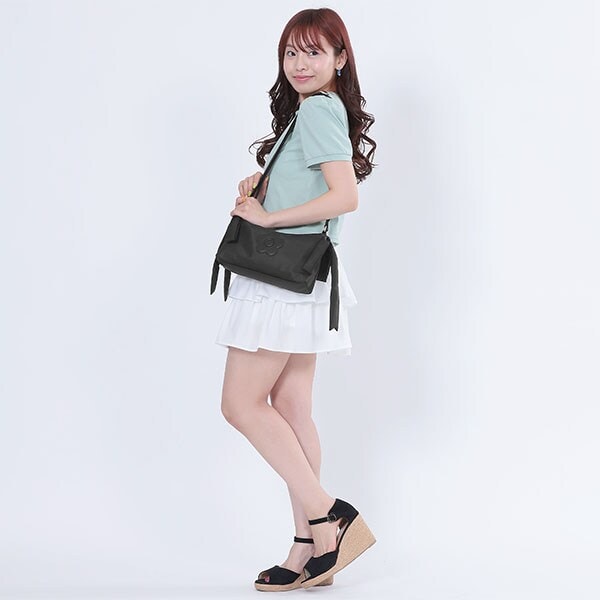 マリークワント（MARY QUANT）/パフィーリボンデイジーパッチ ショルダー