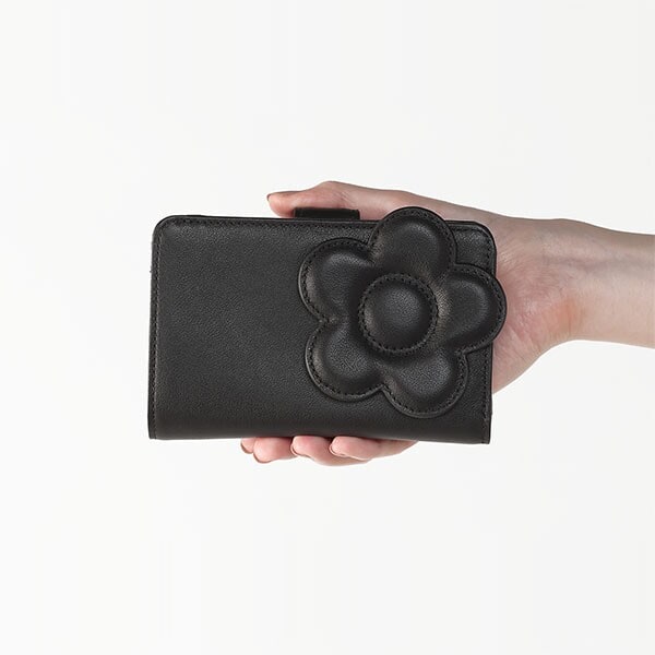マリークワント（MARY QUANT）/ビッグデイジーパッチ Lウォレット