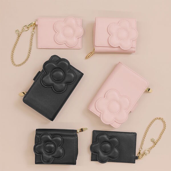 マリークワント（MARY QUANT）/ビッグデイジーパッチ Lウォレットの