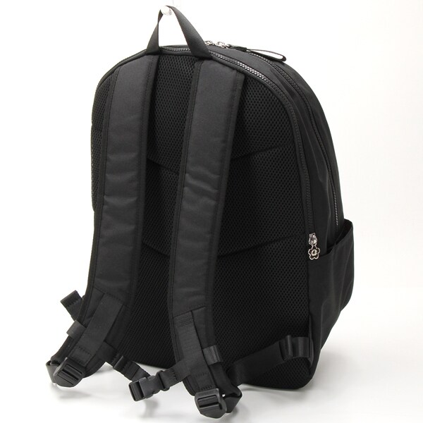 MARY QUANT スクエア リュック 黒 デイジー マリークヮントリュック