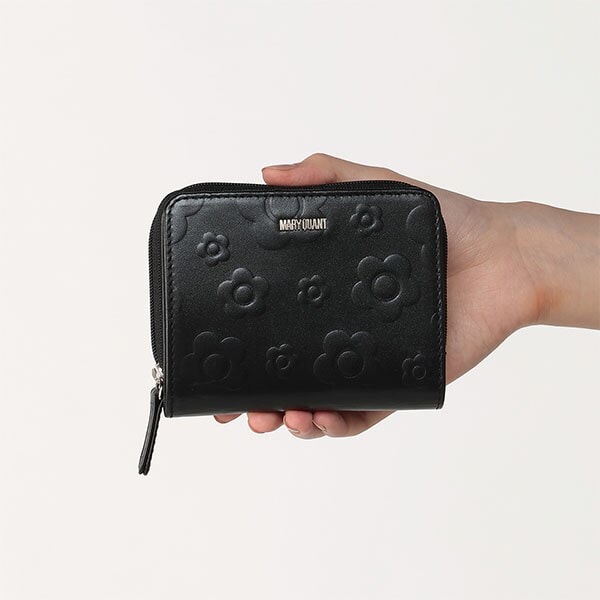 マリークワント（MARY QUANT）/デイジーエンボスフロート ウォレット