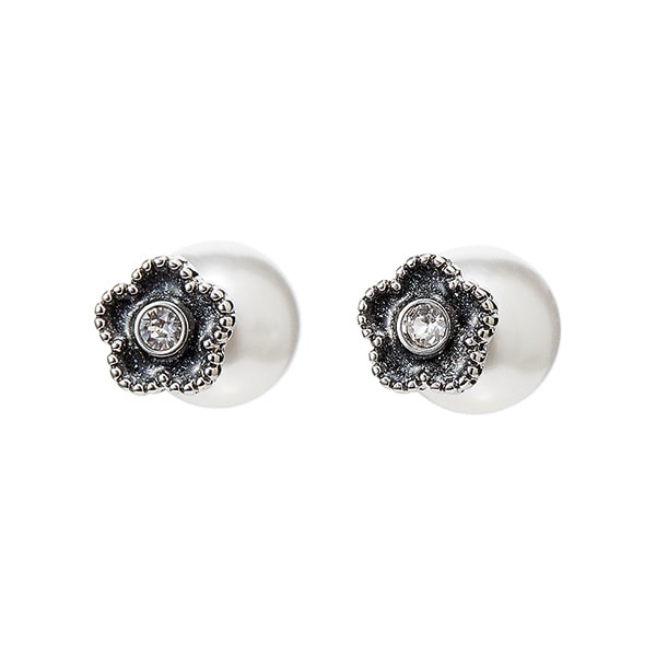 2-5日着 MARY QUANT スムースエポデイジーチャーム フープピアス MARY QUANT ONLINE SHOP｜マリークヮントオンラインショップ