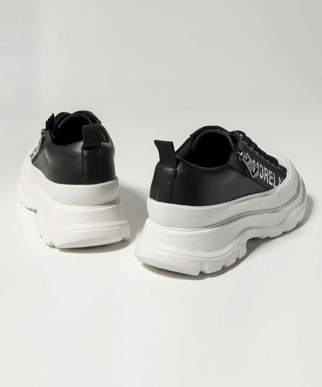 ウノピゥウノウグァーレトレ リラックス/1PIU1UGUALE3 RELAX