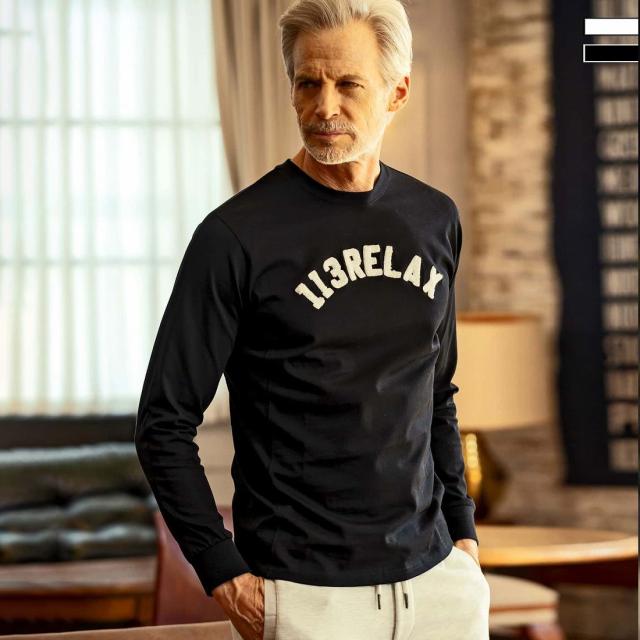 ウノピゥウノウグァーレトレ リラックス（1PIU1UGUALE3 RELAX）/1PIU1UGUALE3 RELAX サガラ刺繍アーチロゴロングTシャツ の通販は 6,237円